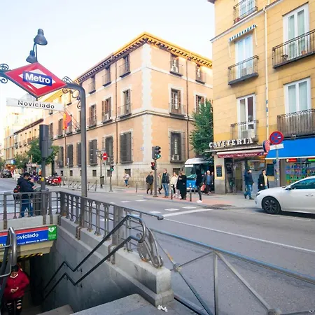For You Rentals Apartamento Temporal Con Encanto En Malasana Min24 Madrid Exterior photo