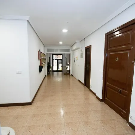 For You Rentals Apartamento Temporal Con Encanto En Malasana Min24 Madrid Exterior photo